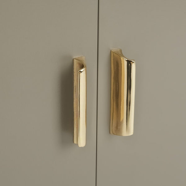 Safavieh Nigel 2 Door 1 Drawer Chest XII23 Grey / Brass Wood CHS6600C