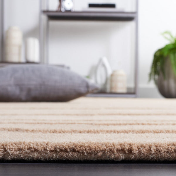 Safavieh Chatham 301 Hand Tufted Solid/Tonal Rug Taupe 8' x 10'