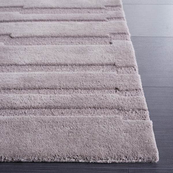 Safavieh Chatham 301 Hand Tufted Solid/Tonal Rug Grey 8' x 10'