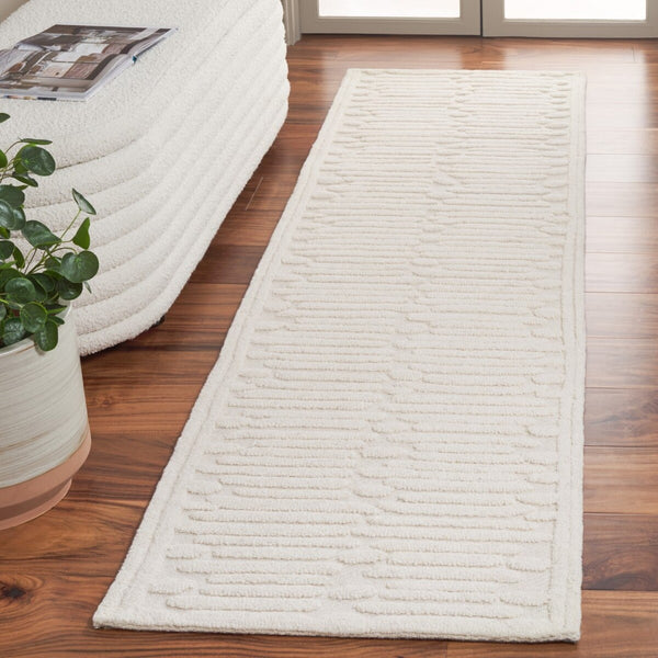 Safavieh Chatham 302 Hand Tufted Solid/Tonal Rug Ivory 8' x 10'