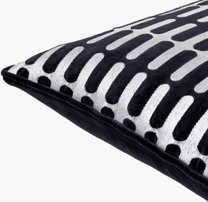 Surya Connecticut Modern Elegant 18" Accent Pillow - Soft Cotton Decor For Stylish Living Spaces! Black Cotton,Cotton Ciu003-2020d