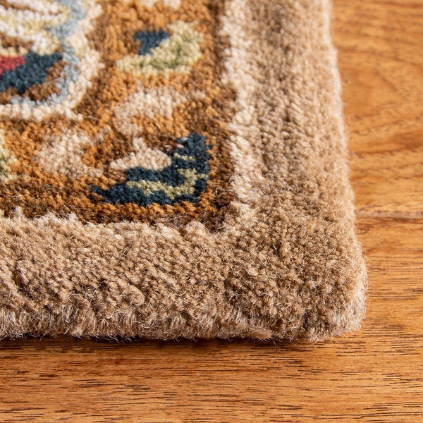 Safavieh Cl387 Hand Tufted  Rug Beige / Light Blue CL387A-4R