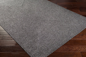 Livabliss Chesapeake Bay Cottage Style Flatweave Polypropylene Outdoor Rug for Patio Spaces Black 2' x 3' CPK2301-23