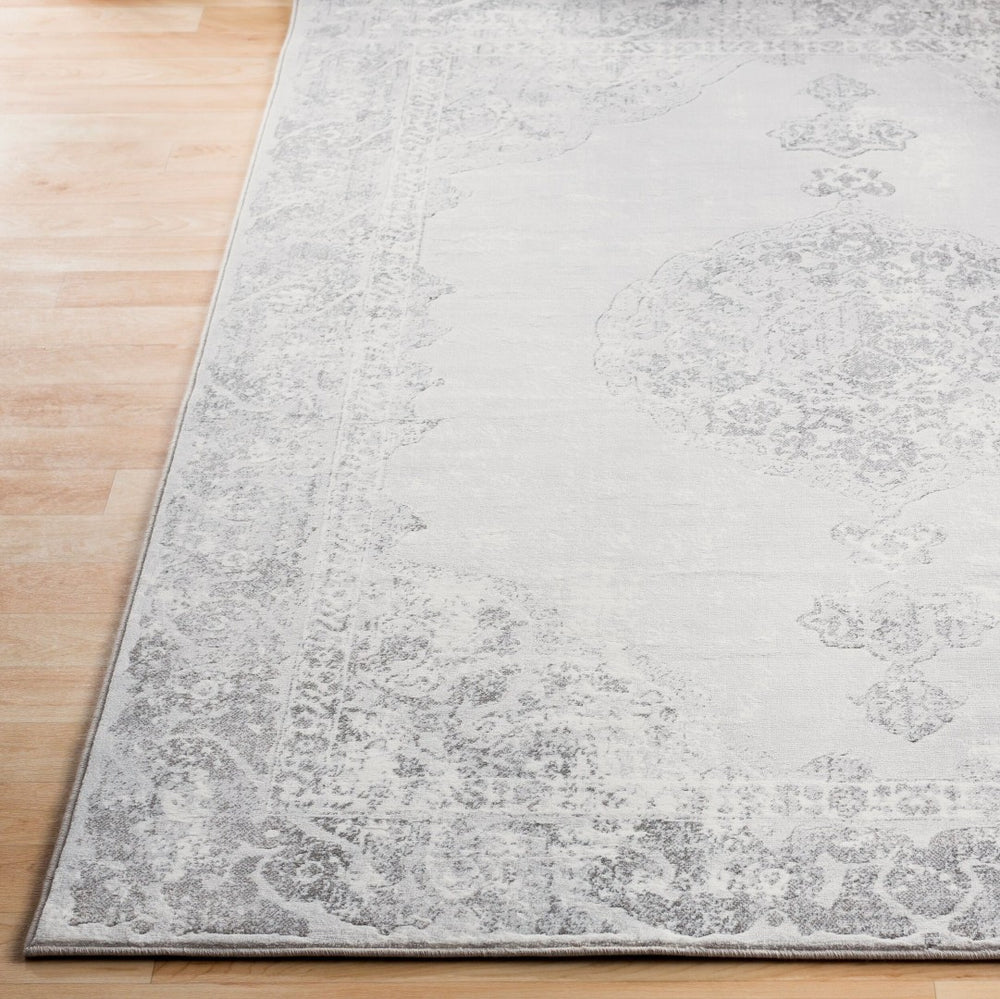 Livabliss Contempo Belgium Woven Polypropylene Accent Rug Traditional Pattern Entryway Decor CPO3734-23