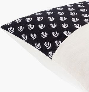 Surya Chromatique 18" Cotton Accent Pillow - Luxurious Softness With Unique Design For Stylish Comfort Black Cotton,Cotton Ctq002-1818