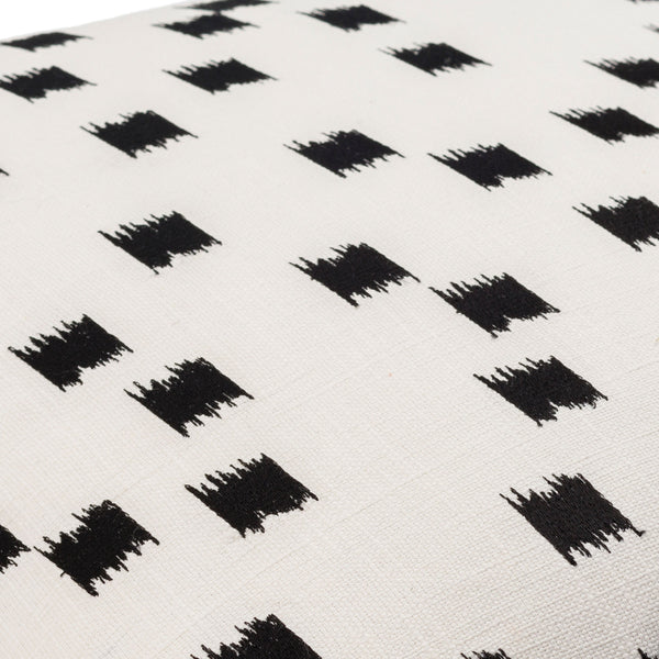 Surya Chromatique 18" Cotton Accent Pillow - Luxurious Softness With Unique Design For Stylish Comfort Black Cotton,Cotton Ctq004-2222p