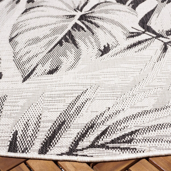 Safavieh Courtyard 8127 PowerLoomed Indoor / Outdoor Rug Ivory / Black CY8127-537-7SQ