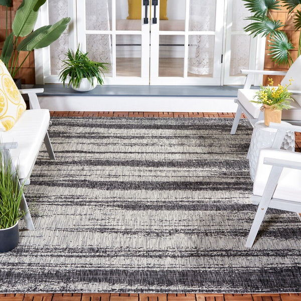 Safavieh Courtyard 8526 Power Loomed 88% Polypropylene, 12% Polyester Indoor / Outdoor Rug Grey / Black CY8526-37612-8