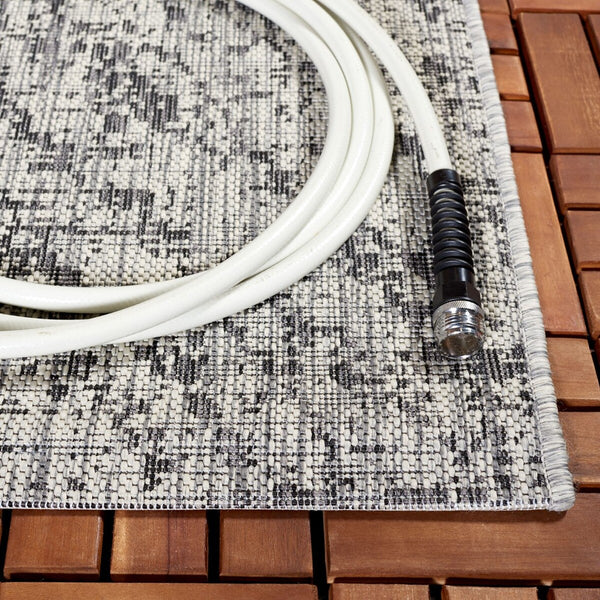 Safavieh Courtyard 8795 Power Loomed 88% Polypropylene, 12% Polyester Indoor / Outdoor Rug Grey / Black CY8795-37612-8