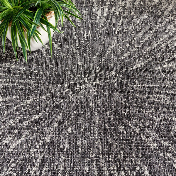 Safavieh Courtyard 8795 Power Loomed 88% Polypropylene, 12% Polyester Indoor / Outdoor Rug Grey / Black CY8795-37612-8