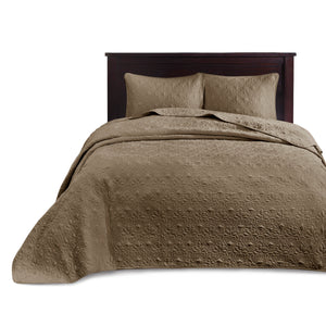 English Elm Reversible Queen Bedspread Set with Antimicrobial Cotton Fill, Oversized Quilted Cottage Texture Bedding Mocha 17.72 L x 15.35 W x 8.66 H B03597568