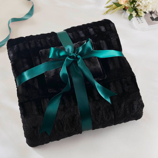 English Elm 3 Pcs King/Cal King Luxurious Solid Faux Fur Comforter Mini Set - Cozy Black Elegance For Your Bedroom B035P319601