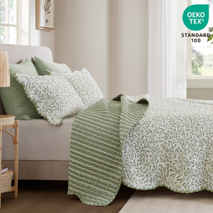English Elm 3-piece King Quilt Set Scalloped Hem Microfiber Bedding for Master or Guest Room Sage Green B035P482950