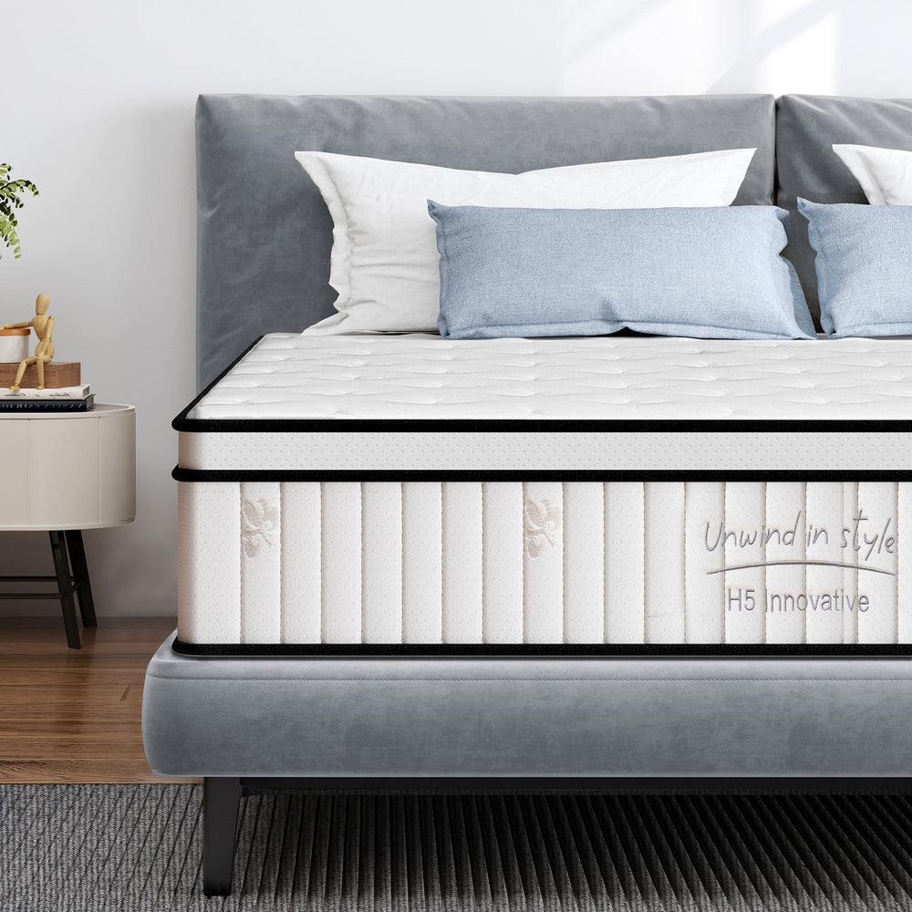 English Elm Full 10 Inch Hybrid Mattress with Pocketed Coils and Certipur Memory Foam Support W2889P423163