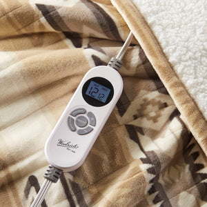 English Elm 1-piece Aztec Heated Throw with 12 Settings Auto Shutoff Soft Ivory Boho Blanket Multicolor B035P408334