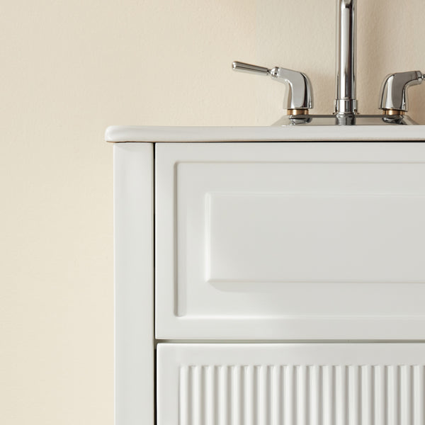 English Elm Fully Assembled 18'' Freestanding Bathroom Vanity With Eco-Friendly Top & Dual Handle Options W1826P347105