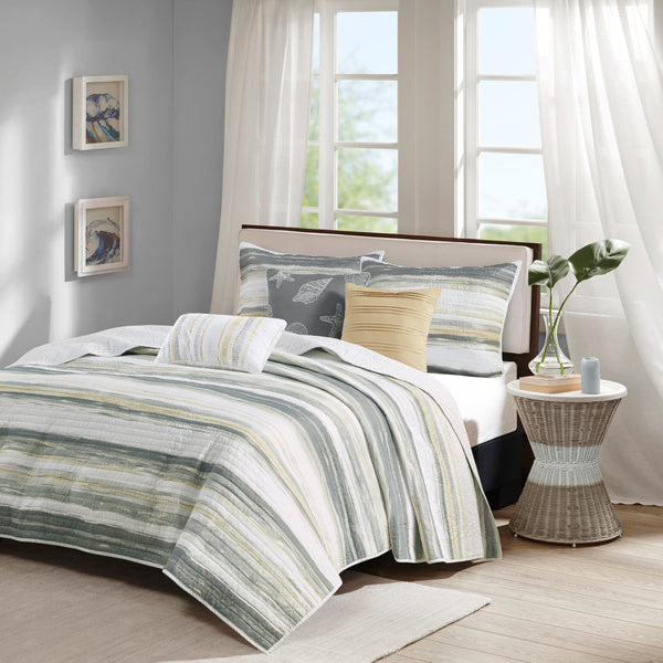 English Elm 6 Madison Park Marina Reversible Quilt Set Full/Queen with Coastal Watercolor Stripes & Embroidered Seashells Yellow 22.44 L x 17.72 W x 6.69 H B03597636