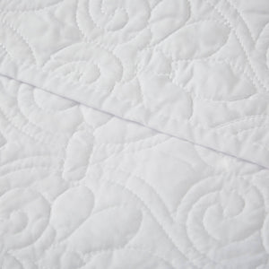 JLA Home Madison Park - Oversized Quilted Throw with Quebec Stitch Pattern, Plush Cotton Fill for Cozy Layering & Décor Texture White MP50-2986
