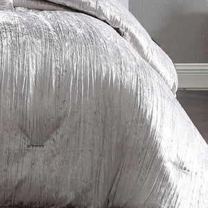 English Elm Turin Silver Crinkle Velvet 7PC Queen Bedding Set — Luxe Textured Polyester, 2 Shams, 3 Pillows & Skirt B340P342002