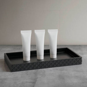 English Elm One Four-piece Resin Bath Set with Diamond Texture and Antimicrobial Onyx Finish B035P437555