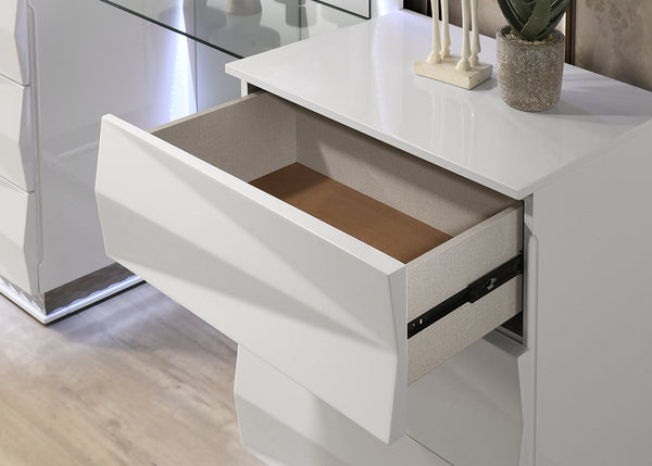 English Elm White Bedroom Vanity Set with Led Mirror Multiple Drawers and Contemporary Storage B2741S00883