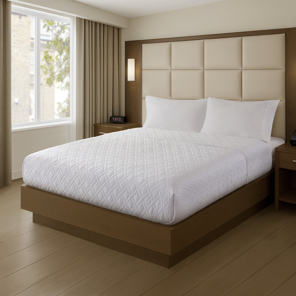 English Elm 1-piece King Coverlet White Woven Pattern Antimicrobial Tailored Hotel Bedding B035P437503