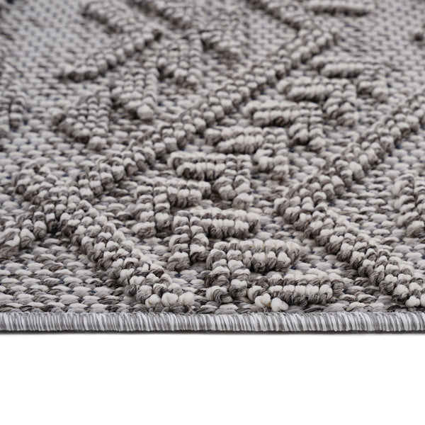 English Elm Loom & Luxe 6X9 White Traditional Indoor/Outdoor Area Rug - Durable, Stylish, Pet-Friendly Design B335P289623