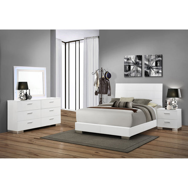 English Elm Dulcey Gloss White Faux Leather Eastern King Bedroom Set with Chrome Accents B062S01498