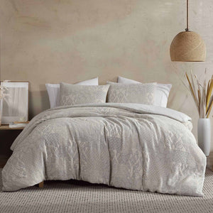 English Elm Paisley Elegant 3 Piece Queen Comforter Cover Set - Ivory Matelassé Cotton With Textured Jacquard B340P341949-GIGA