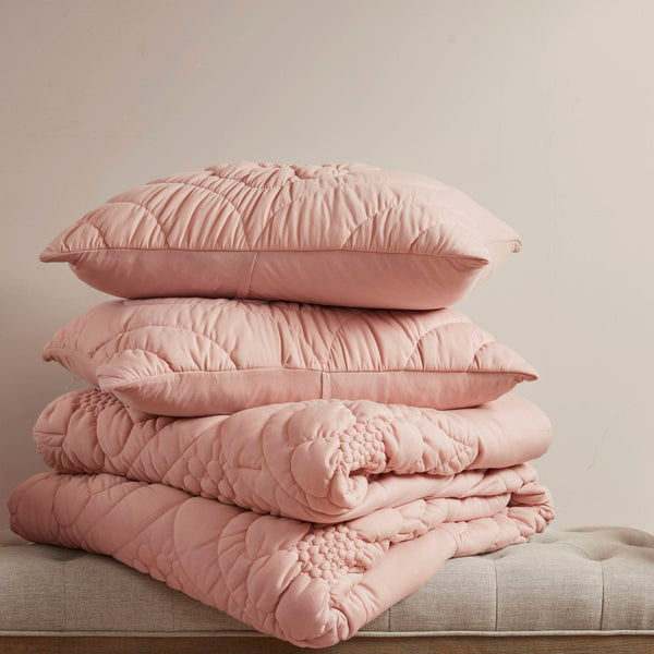 English Elm 3-Piece King Comforter Set In Soft Pink - Cozy, Durable & Machine Washable For Everyday Elegance B035P408219