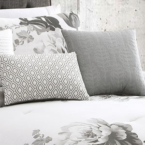 English Elm Ridgely Black 7-Piece King Comforter Set - Elegant Floral Design, Soft Cotton & Easy Care For Luxury B340P341956-GIGA