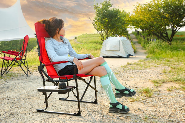 English Elm Camping Director Chair with Side Table, Cup Holder & Mesh Back, Heavy-Duty Folding Seat for Outdoor Events Red W640P224441