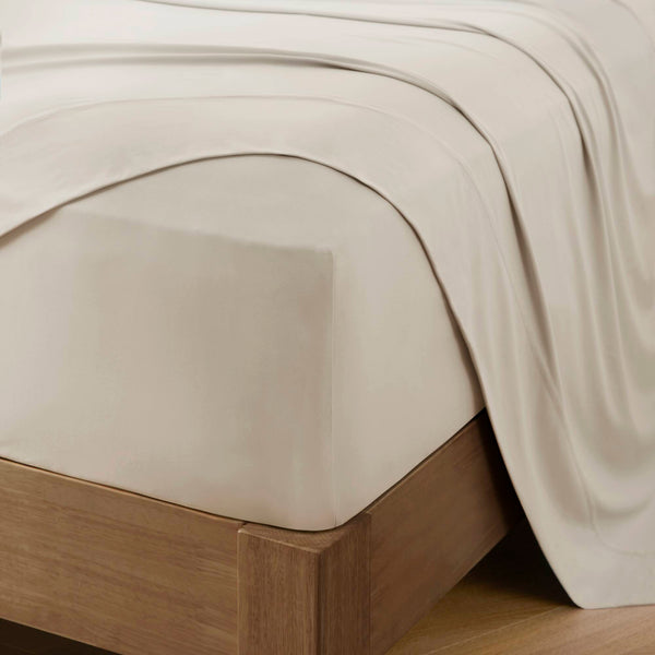 English Elm 4-piece King Nylon Spandex Sheet Set Moisture Wicking Stretch Cool Sleep Bedding Ivory B035P408286