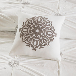 English Elm Full/Queen Malia 4-Piece Embroidered Cotton Reversible Duvet Cover Set — Shabby Chic Ivory Gray Medallion Elegance, Machine Washable, Button Closure B035129164