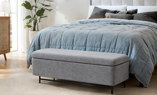 English Elm Bench Stylish Gray Upholstered Storage Bench For Living Room, Bedroom & Entryway - Modern Comfort T3903P372083