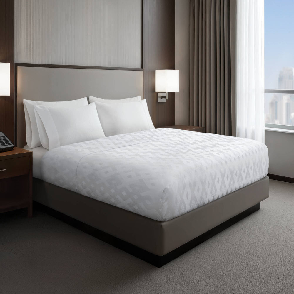 English Elm 1-piece King Jacquard Polyester Coverlet Antimicrobial Woven Texture Tailored Bedding B035P437499