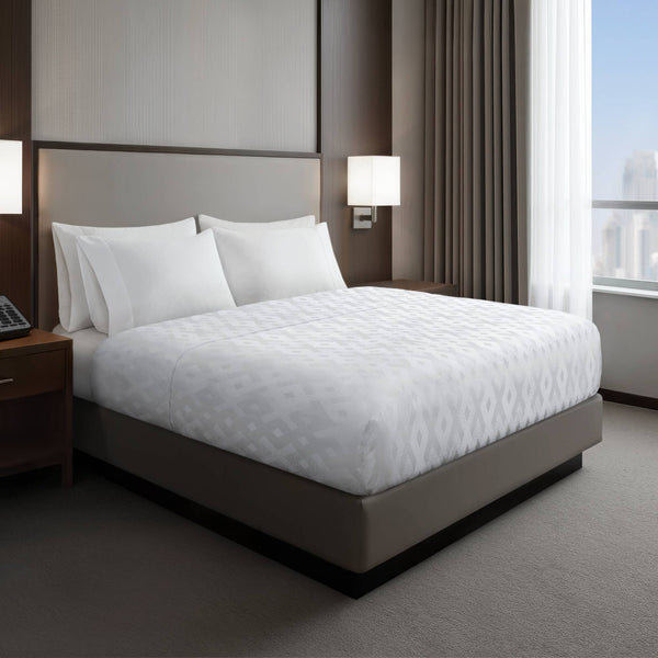 English Elm 1-piece Jacquard Polyester Coverlet Tailored Knife-edge Finish for Full Queen Beds B035P437498