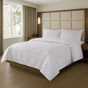 English Elm 1-piece White Woven Coverlet Full Queen Antimicrobial Tailored Bedding Layer B035P437502