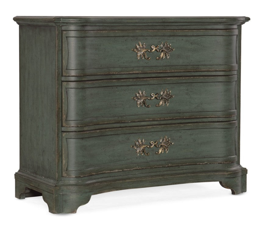 Hooker Furniture Charleston Gullah Green Three-Drawer Accent Chest With Scalloped Legs, Carved Leaf Pulls, Coastal Elegance 6750-85017-38