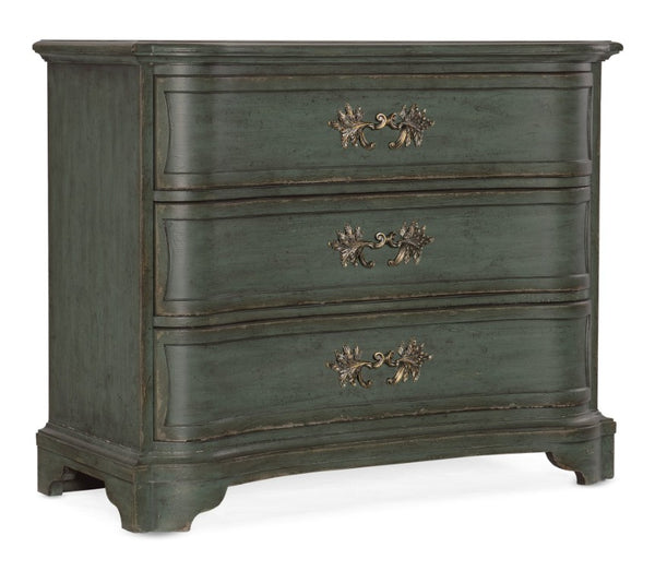 Hooker Furniture Charleston Gullah Green Three-Drawer Accent Chest With Scalloped Legs, Carved Leaf Pulls, Coastal Elegance 6750-85017-38