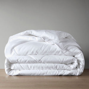 English Elm Oversized Cooling Down Alternative Comforter - Silky Nylon Jersey, Noiseless Diamond Quilt, Oeko-Tex White 22.83 L x 20.87 W x 6.1 H B035P268145