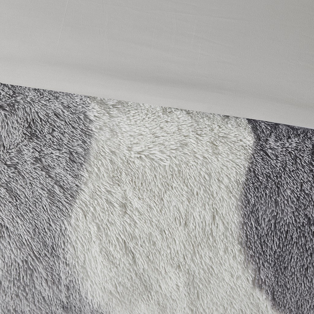 English Elm Cassie Ombre Shaggy Faux Fur Comforter Set - Thumbnail 5