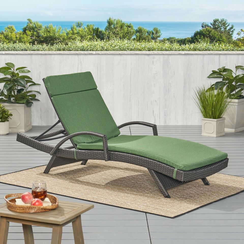 English Elm Christopher Knight Home® - 52005.00Cush-Jgrn Outdoor Chaise Lounge Cushion - Jungle Green, Water-Resistant, Stylish Comfort N775P230263J
