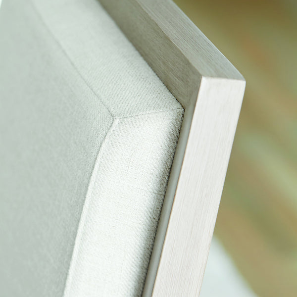 Bernhardt Bernhardt Axiom Arm Chair With Linear Gray Frame, Plush Upholstery, Tailored Stitching For Comfort 381542