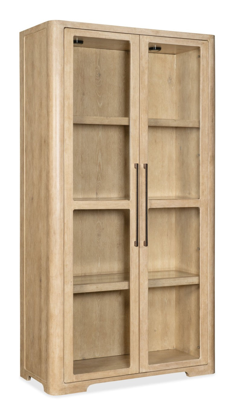 Hooker Furniture Retreat Oak Display Cabinet In Dune Finish With Tempered Glass, Adjustable Shelves & Integrated Lighting 6950-75906-80