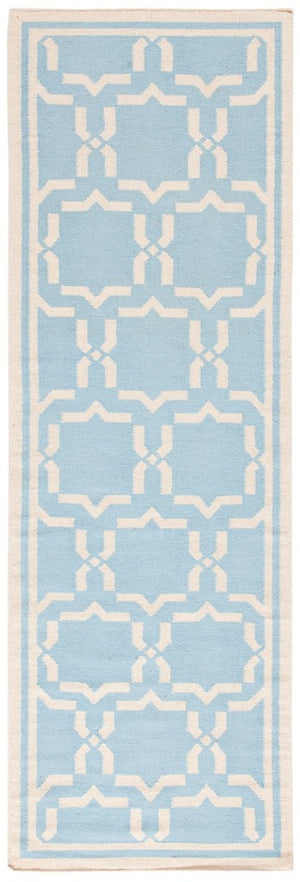 Safavieh Dhurries 545 Hand Woven Flat Weave  Rug Light Blue / Ivory DHU545B-26