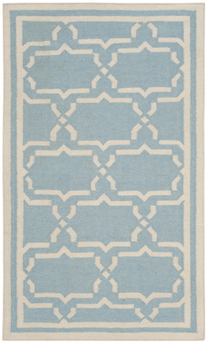 Safavieh Dhurries 545 Hand Woven Flat Weave  Rug Light Blue / Ivory DHU545B-26