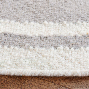 Safavieh Dhurries 545 Hand Woven Flat Weave  Rug Grey / Ivory DHU545G-26