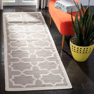 Safavieh Dhurries 549 Hand Woven Flat Weave  Rug Grey / Ivory DHU549G-26