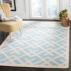 Safavieh Dhurries 552 Hand Woven Flat Weave  Rug Light Blue / Ivory DHU552B-3